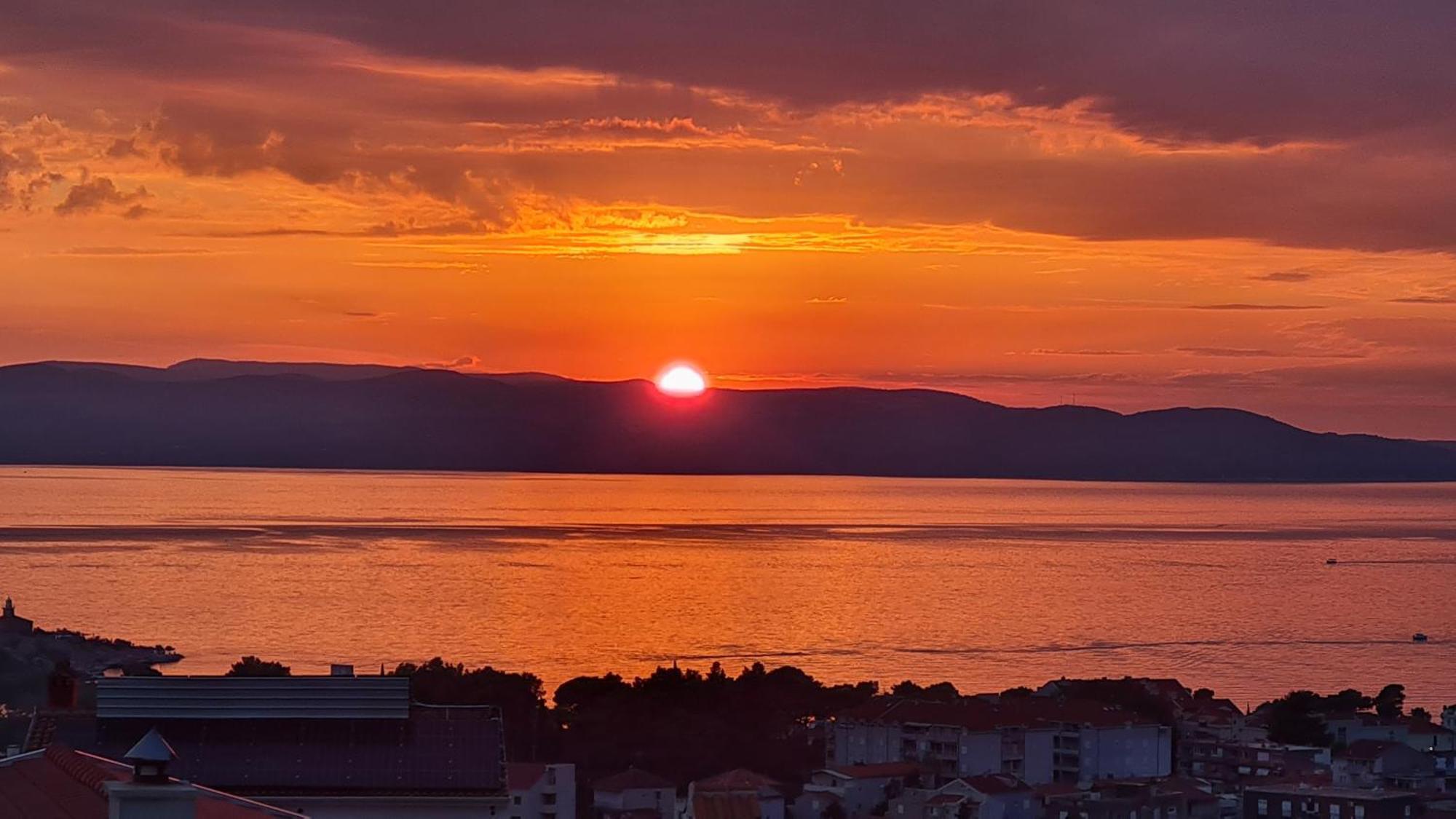 Pansion Komfor Moca Hotel Makarska Exterior photo